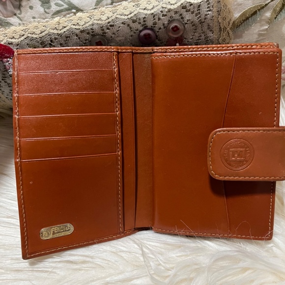 Wallet - Picture 3 of 8